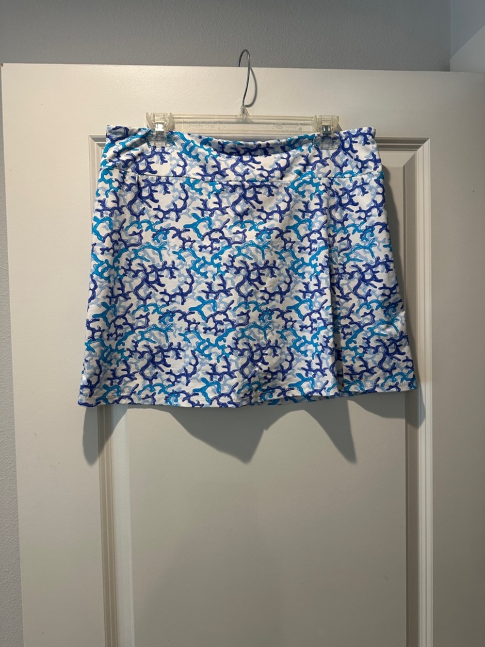 Lulu-B White Skort with Blue & Teal Coral Print - Picture 2 of 9